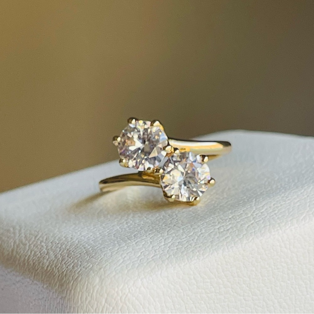 Romantic Gold Toi et Moi Double Crystal Ring size 7